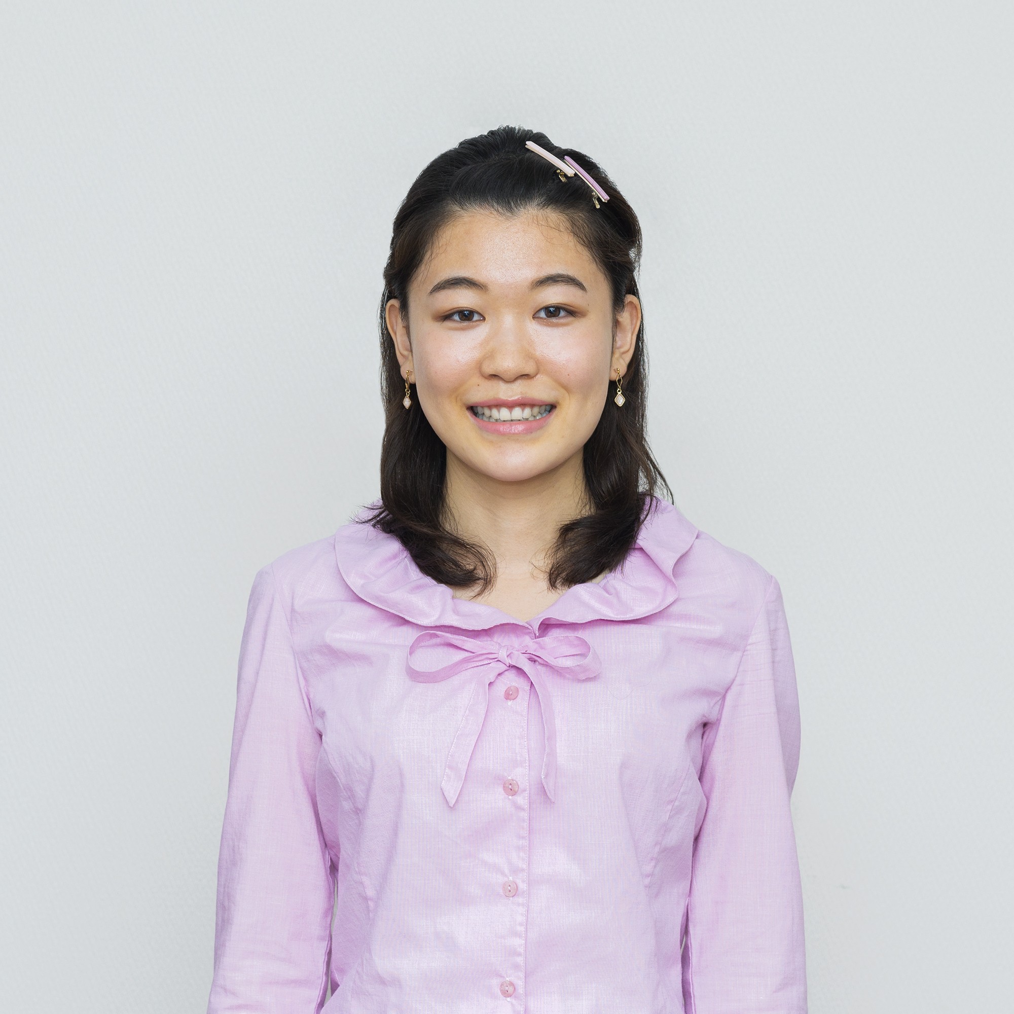 白石 真優