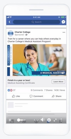 Facebook広告の例