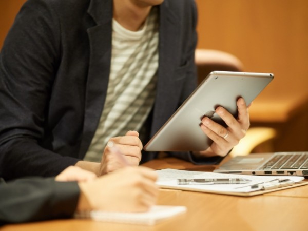 オウンドメディアの運営代行が得意な会社8社をプロが厳選!【2019年版】目的別におすすめします
